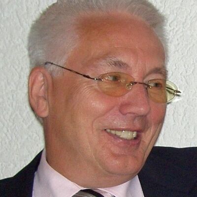 Bild vergr&ouml;&szlig;ern: Portraitbild Rainer Curth